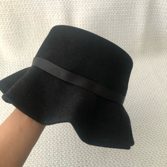 Yunotme X Pamplemousse Black ALICE Rabbit Pleated Brim Structured Ribbon Hat main image 5